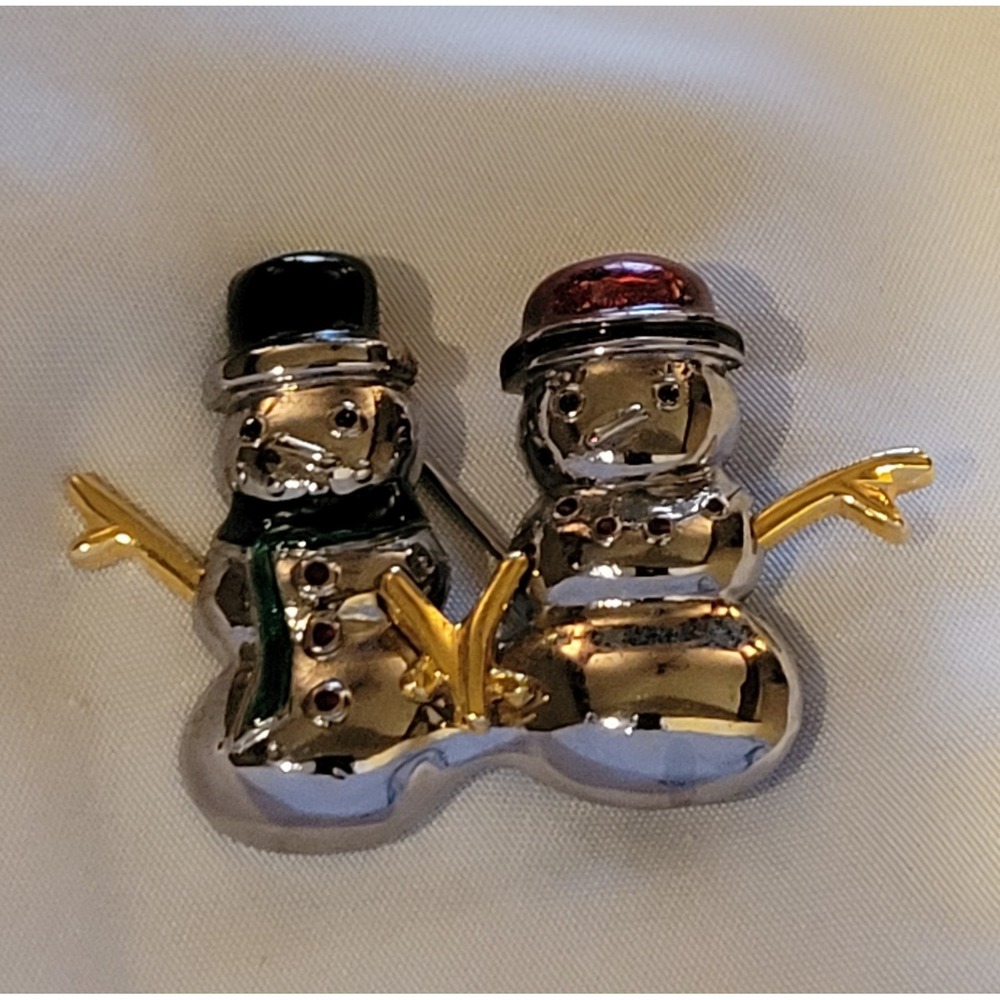Vintage LIZ‎ CLAIBORNE Signed Silver Tone Snowman Snowmen Friends Brooch Pin 2"